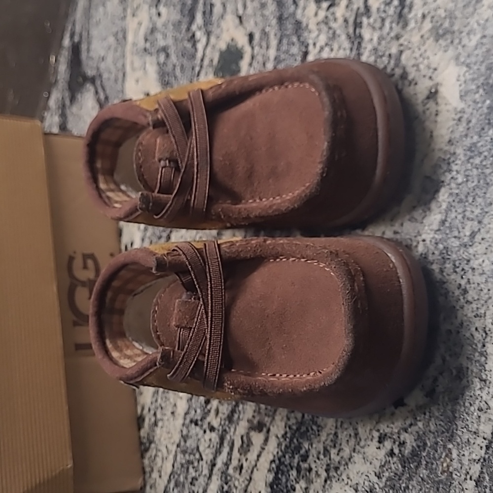 Boys boots